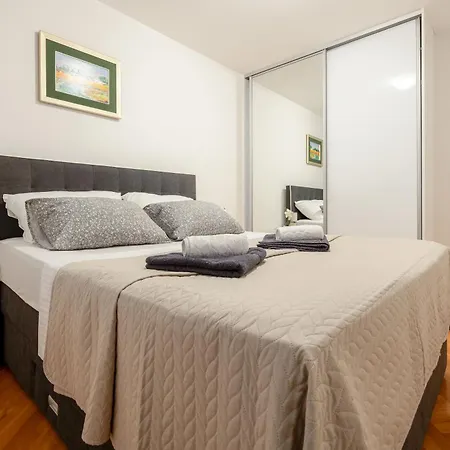 29 Apartmán *